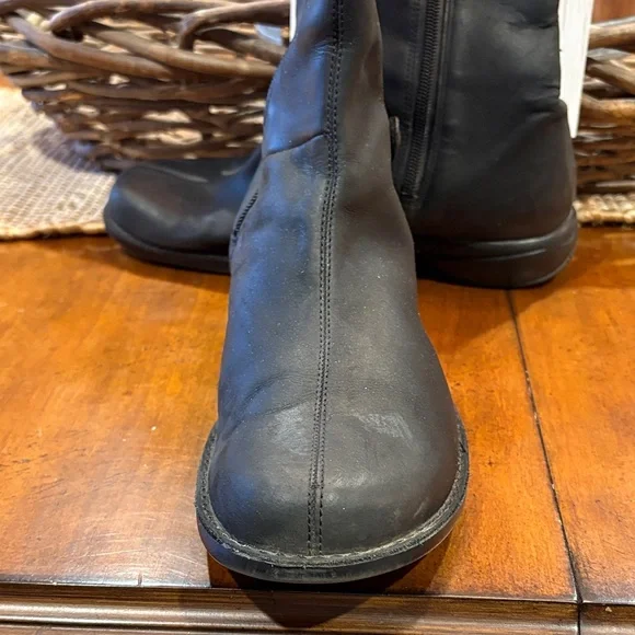 Merrell Black Tall Boots with Strap Details - Picture 2 of 10